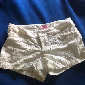 Lilly Pulitzer white lace shorts
